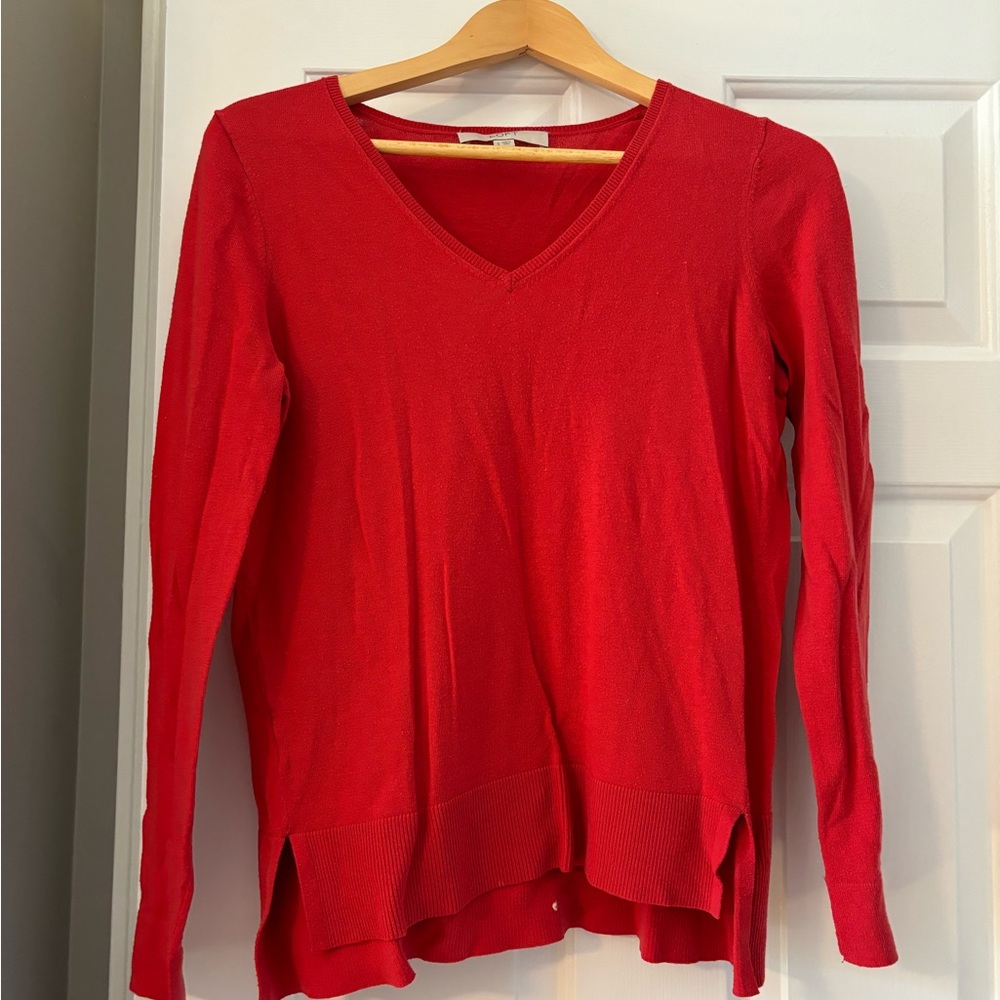 Coral, long sleeved, light weight sweater